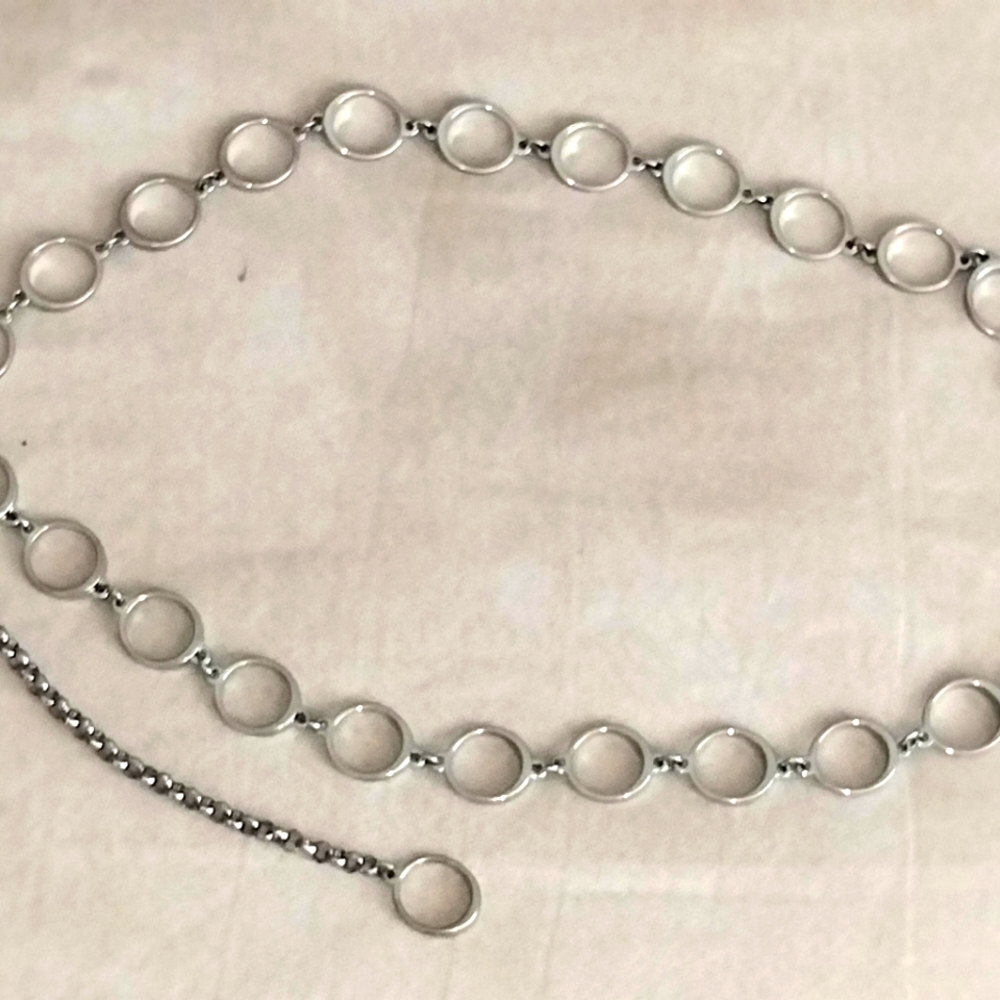 Metal circle link belt